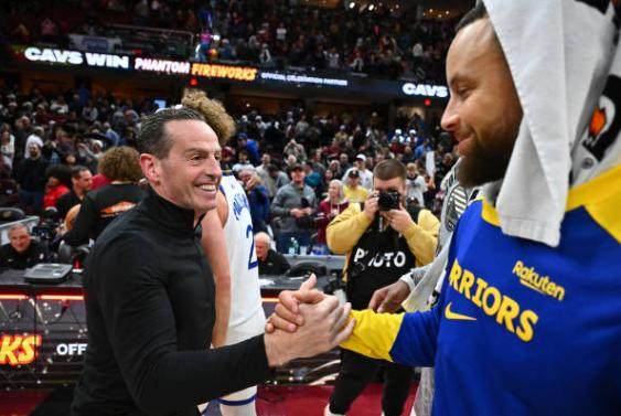 开云体育在线下载-【观察】后詹皇时代最强骑士崛起：十连胜唯一不败