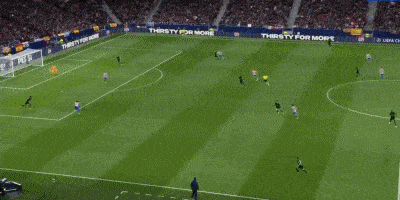 开云体育官网-欧冠史上的罕见17分钟 一个人就这样被毁了|金斯基|门将|热刺|图多尔|托特纳姆热刺_新浪新闻